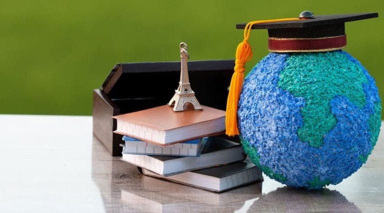 تكلفة في الدراسة في فرنسا افضل الجامعات 2023
